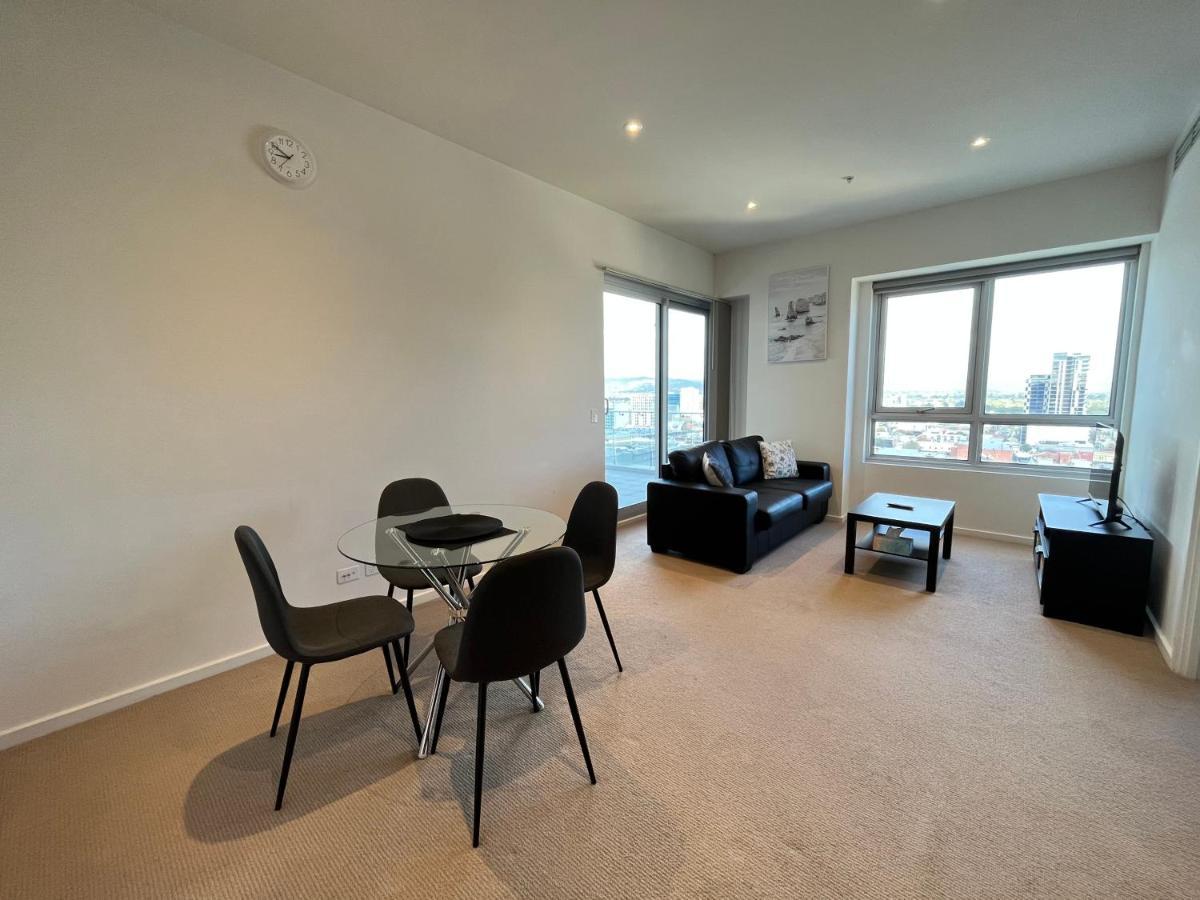 Tasha'S Apartments On Morphett أدليد المظهر الخارجي الصورة